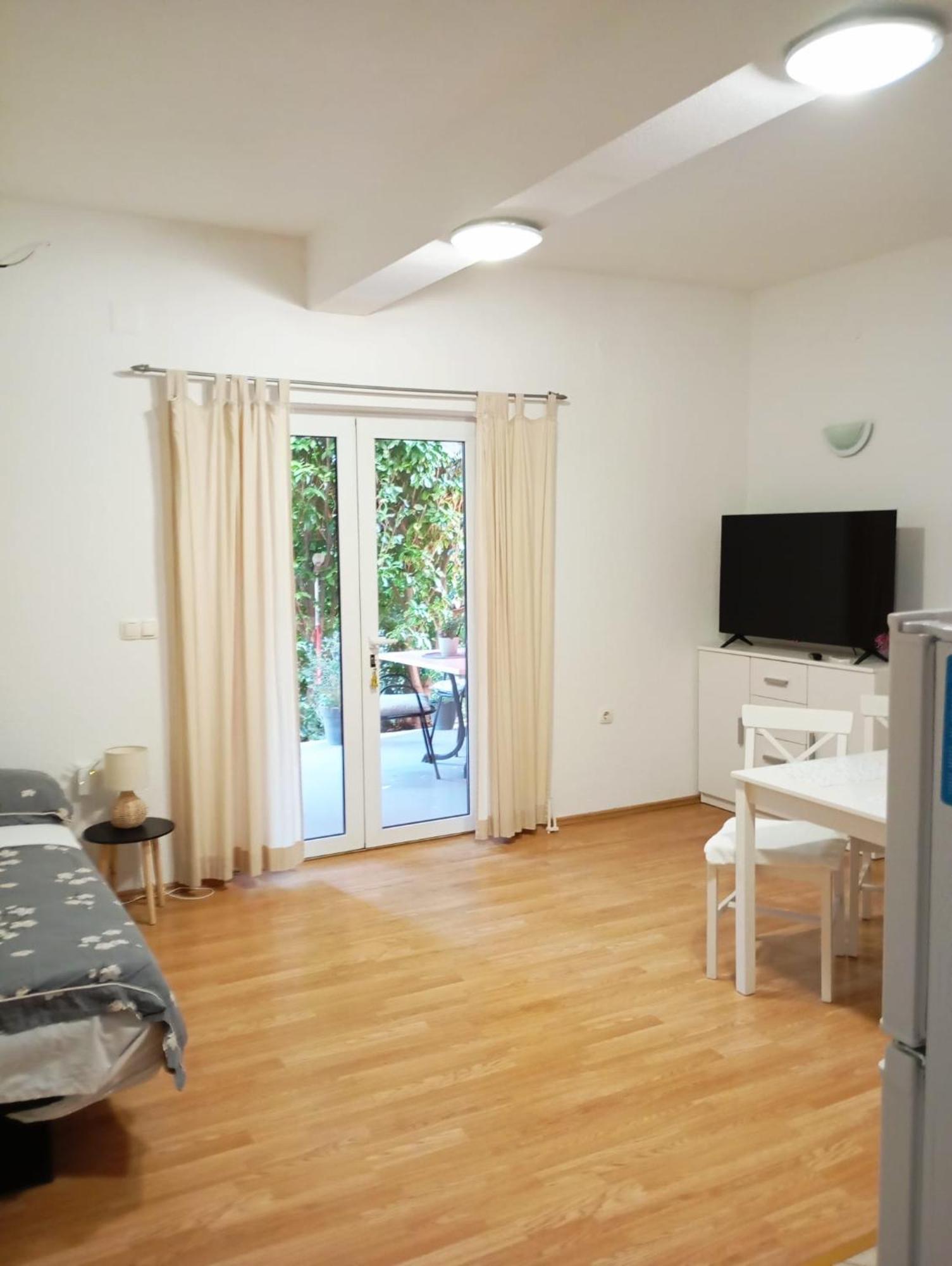 Apartmani Joja Biograd Na Moru Exterior foto